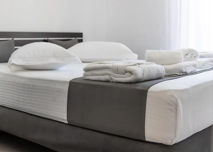 Lejlighed Renalda House In The Port Of Adamantas