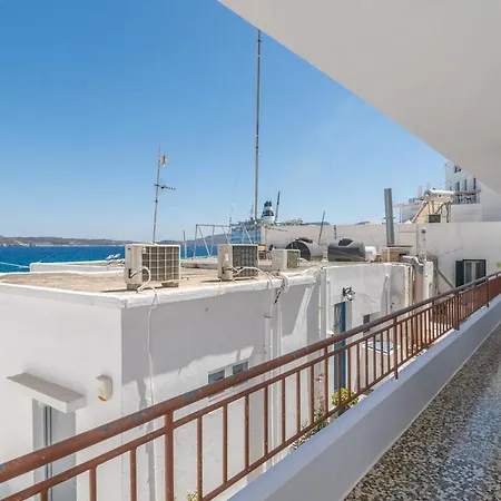 Renalda House In The Port Of Apartment